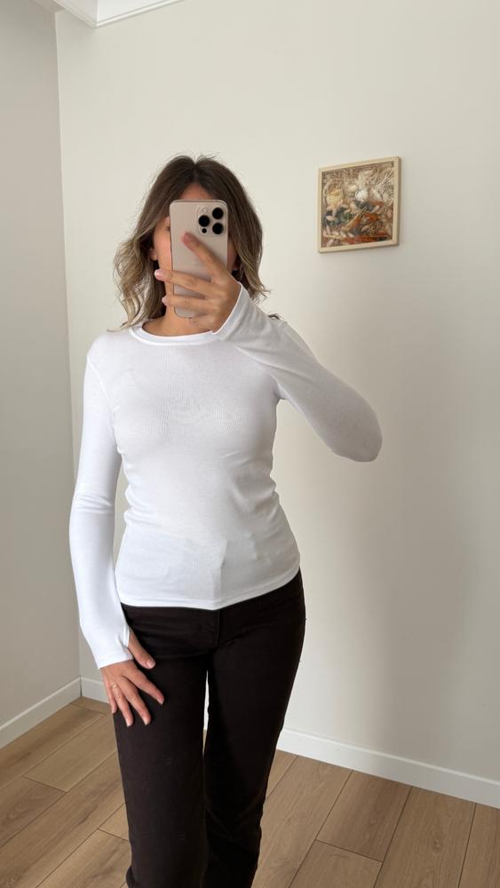 Parmak Geçme Detaylı Uzun Kollu Basic Body - Beyaz resmi